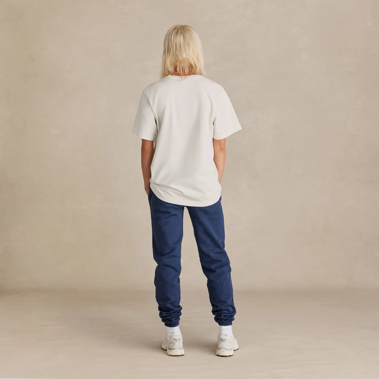 UNISEX OVERSIZES T-SHIRT WHITE