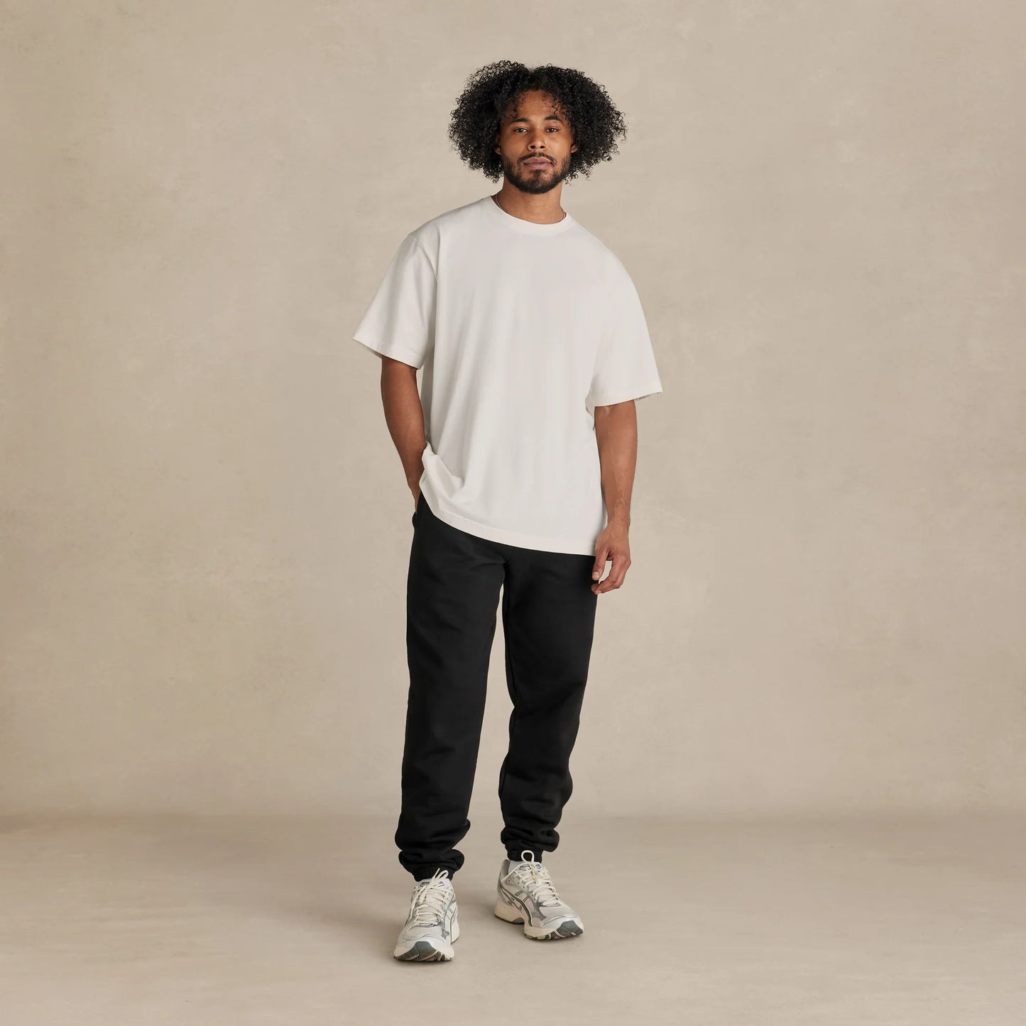UNISEX OVERSIZES T-SHIRT WHITE