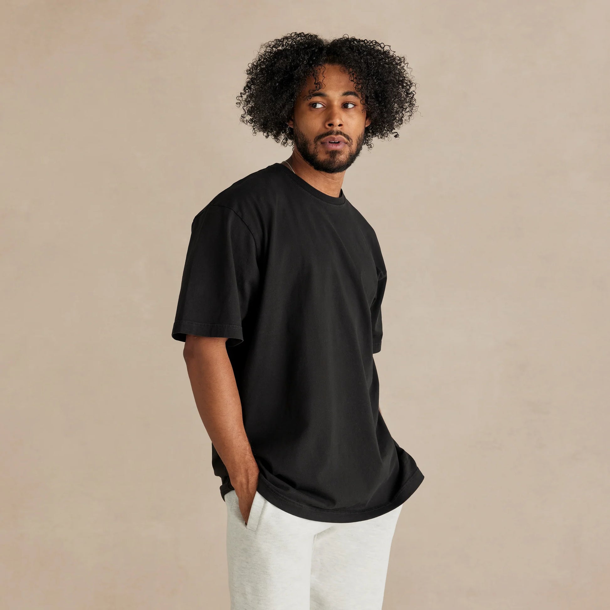 UNISEX OVERSIZES T-SHIRT PLAIN