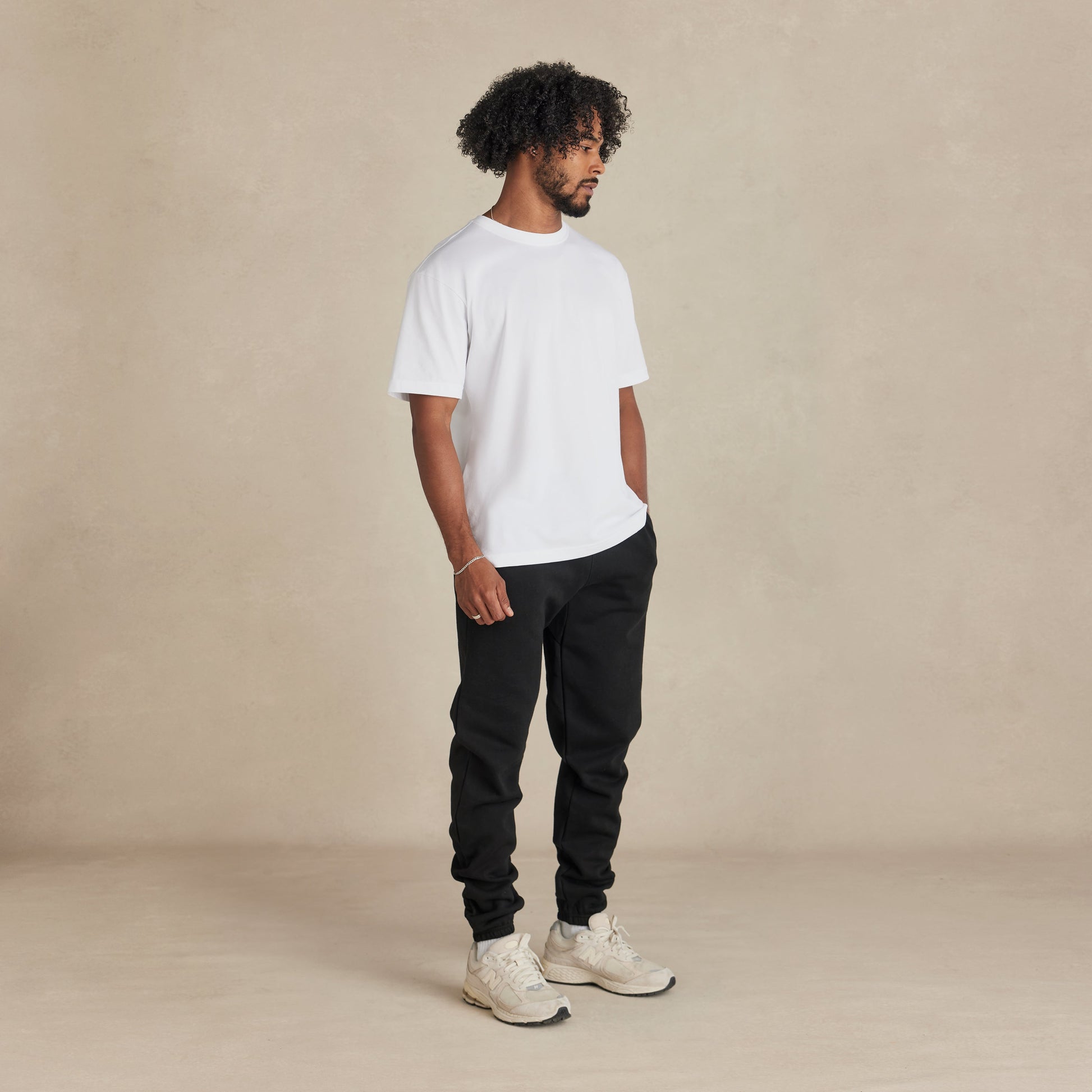UNISEX OVERSIZES T-SHIRT PLAIN